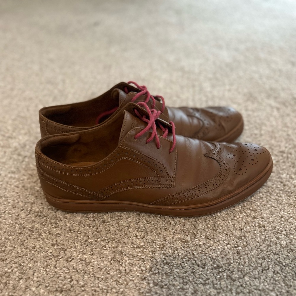 Kenneth Cole Oxford Sneakers size 11.5